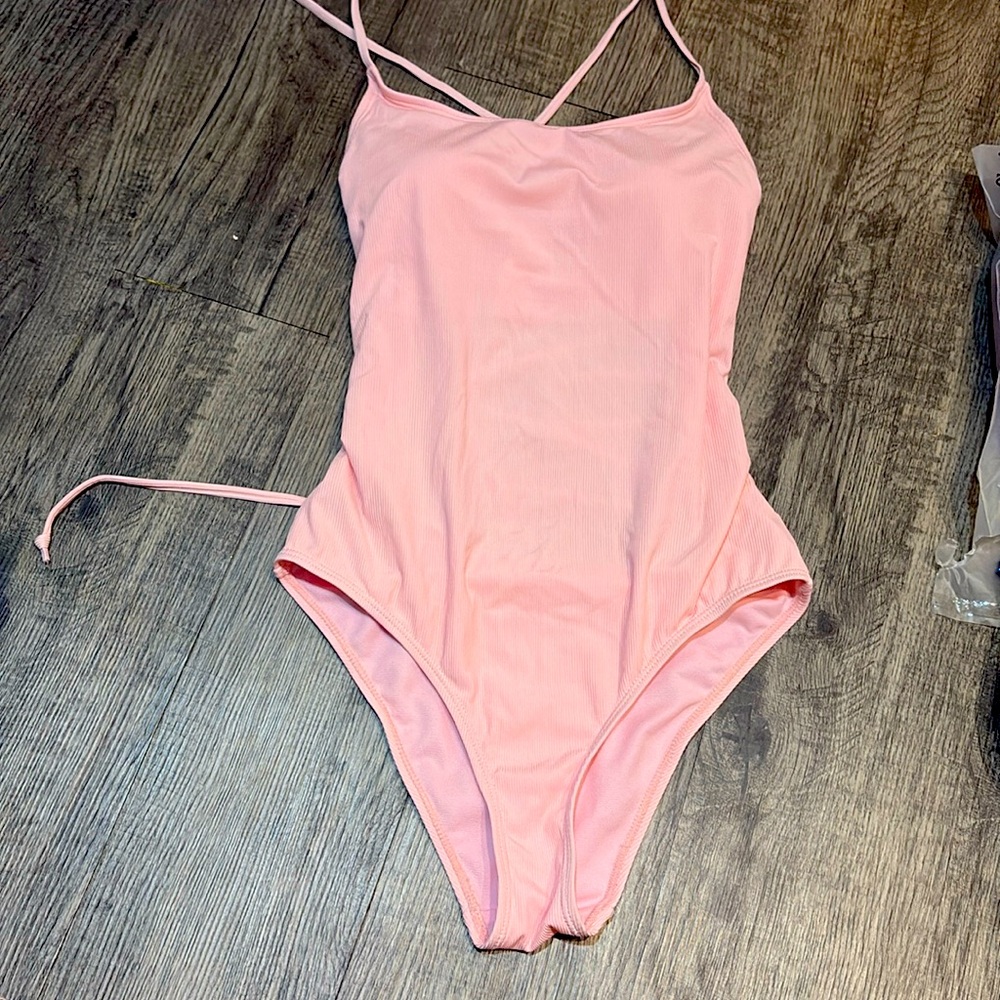 One piece bathing, suit, cabana del sol, medium, never worn, new
